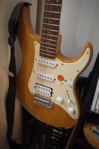 Guitare Electrique Yamaha Pacifica YNS (02)